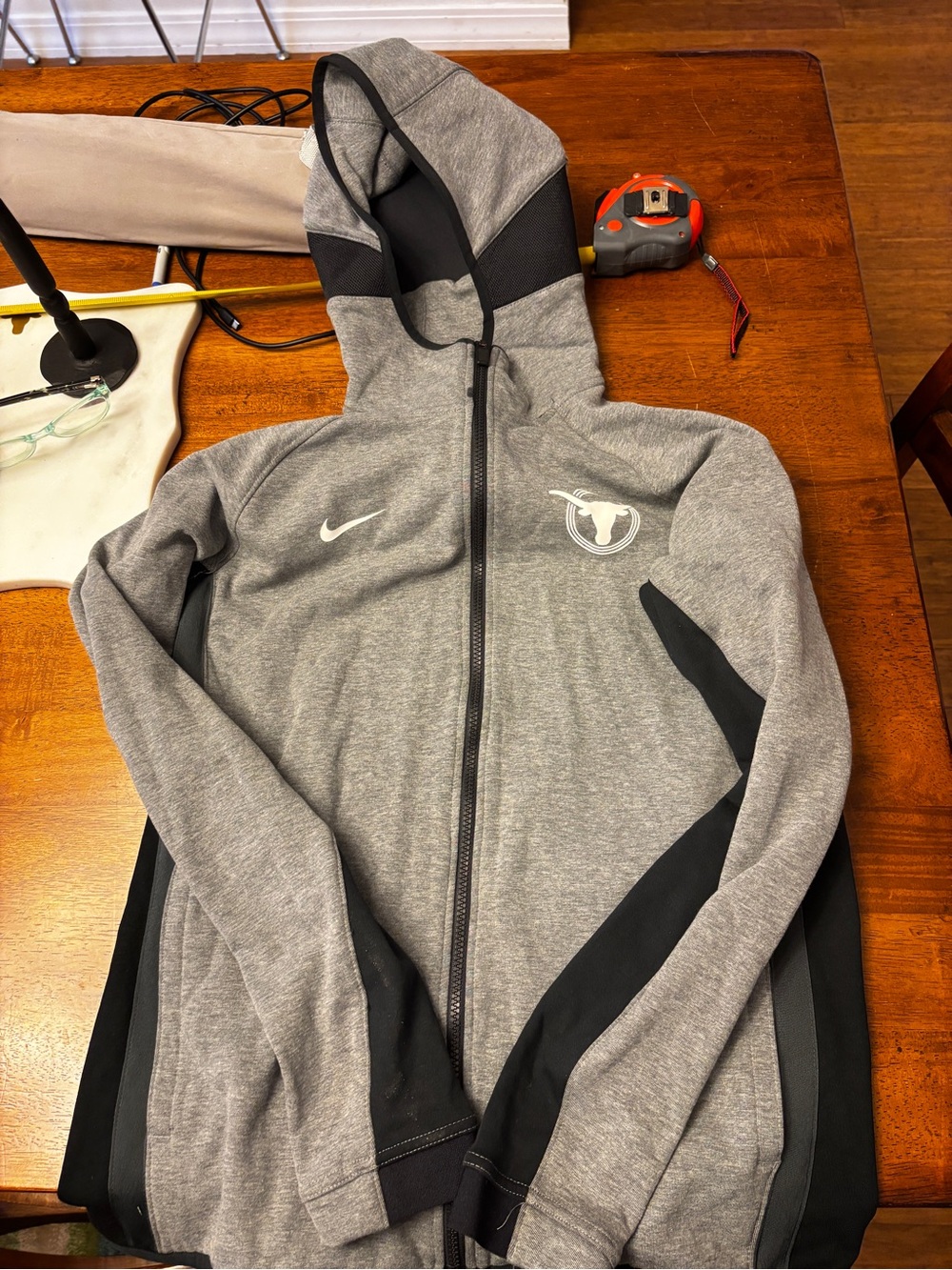 Nike UT Austin Men’s Gray and Black Full-Zip Hooded Performance Jacket medium